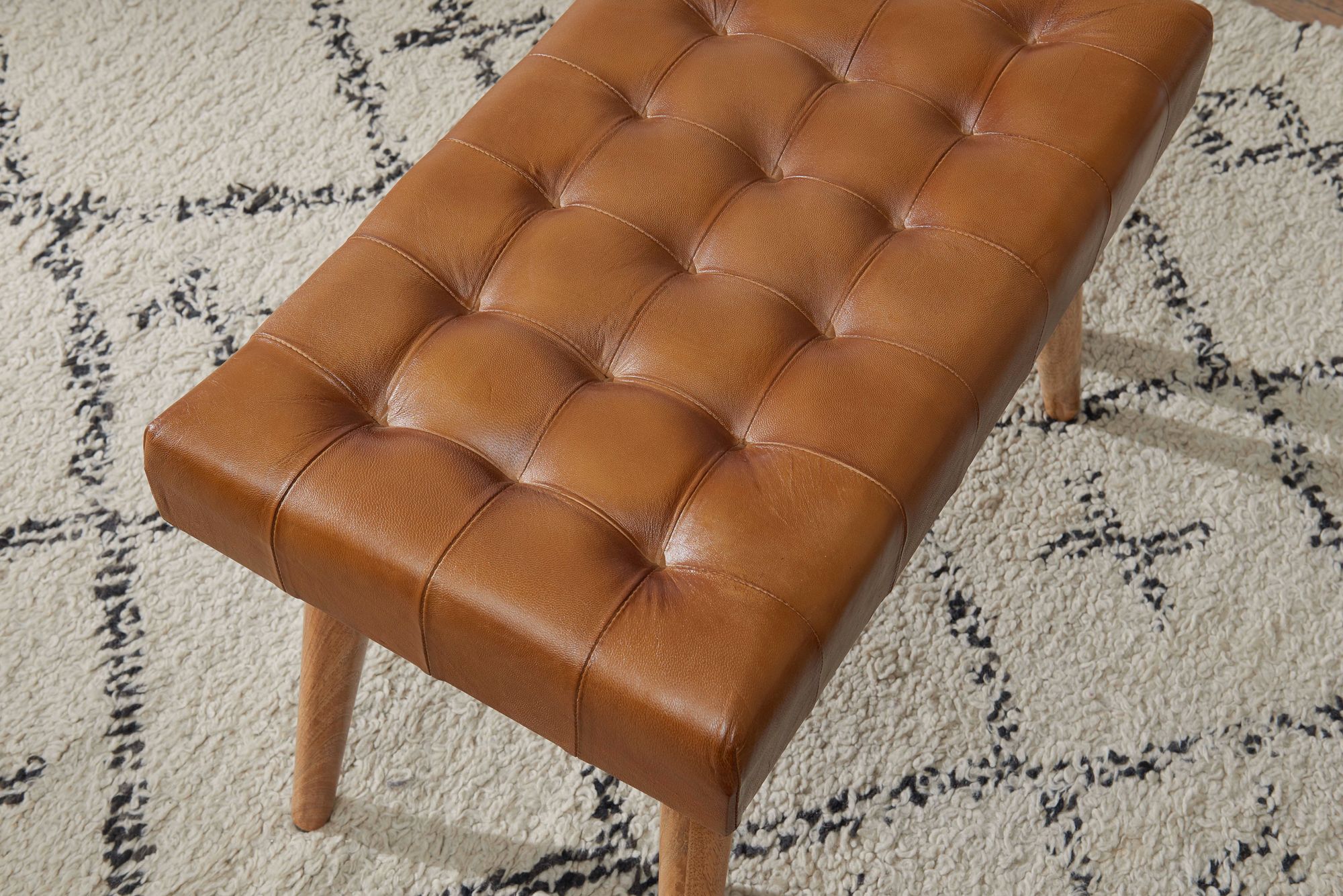 Kruk 67x47x39 cm mango massief hout / echt leer chesterfield design