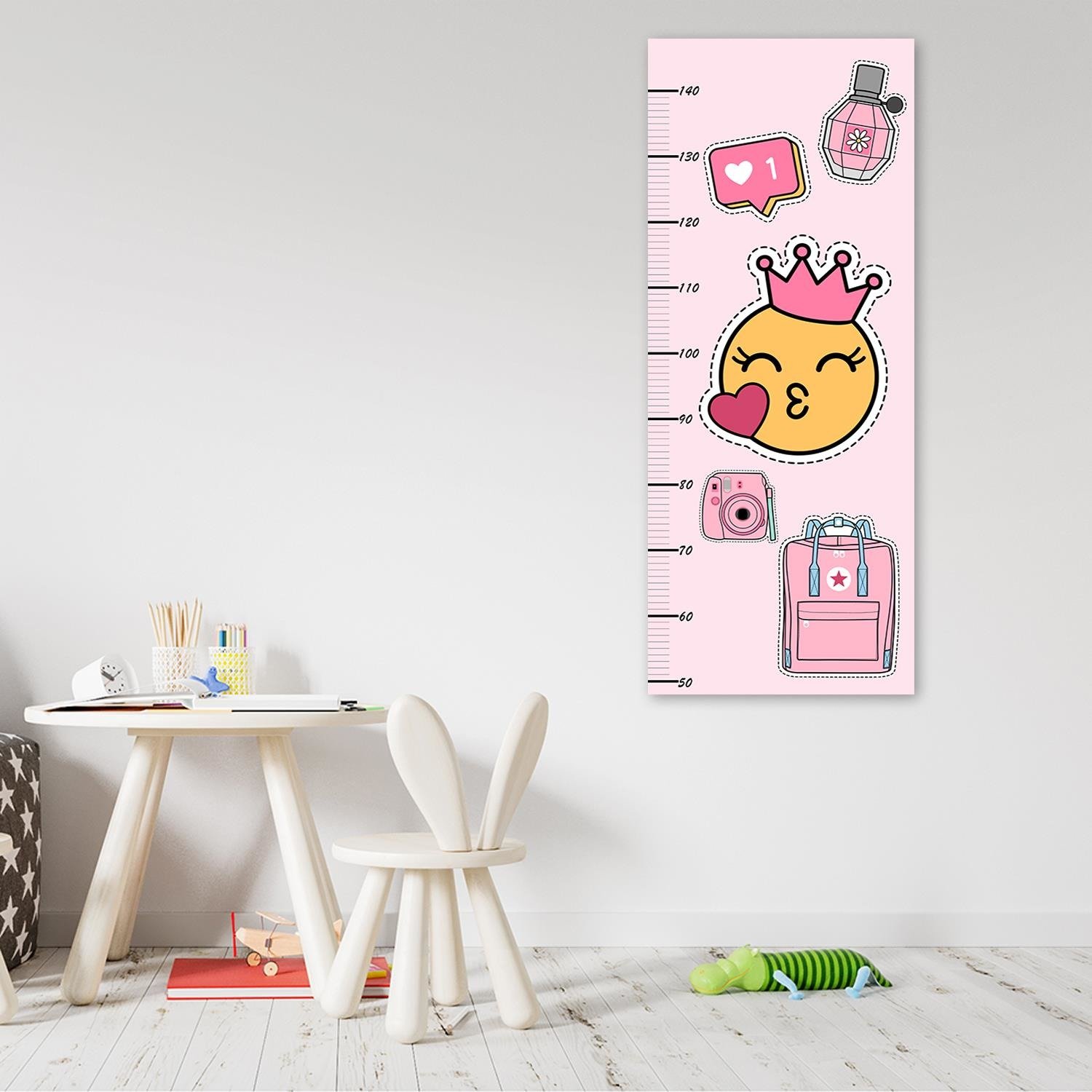 Frame met meter om de lengte van kinderen te meten 40 cm gemaakt van mdf roze emoji's